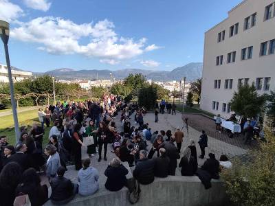 Εκοψαν πίτα οι εργαζόμενοι του Δήμου Καλαμάτας