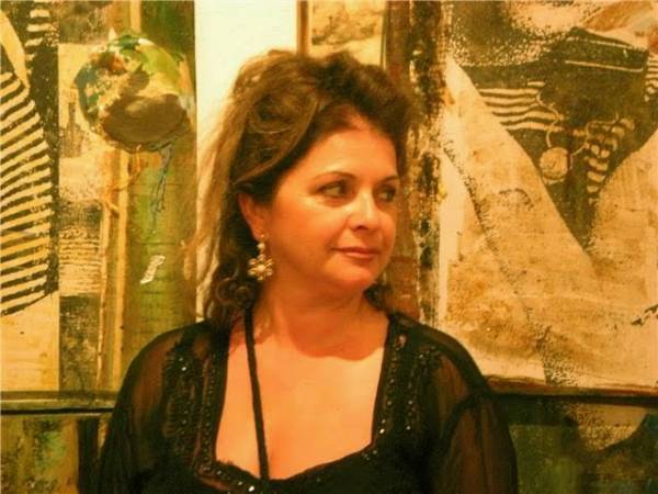 Η εικαστικός Ράνια Καπελιάρη συναντά την Κική Δημουλά στο Μέγαρο Μουσικής