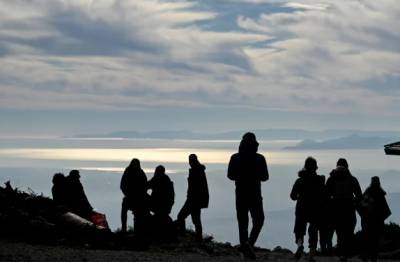 Κλιματική κρίση και οικονομία στην κορυφή των ανησυχιών των Ελλήνων για τα επόμενα 20 χρόνια