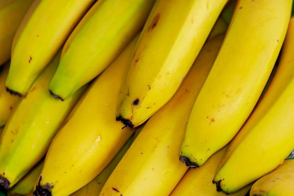 Δέσμευση 506 κιλών μπανάνες σε λαϊκή αγορά του Πειραιά