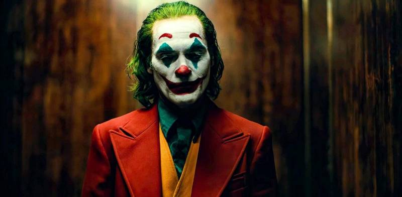 Joker: Η ΕΛΑΣ εισβάλλει στα σινεμά και βγάζει εκτός τους ανήλικους θεατές!