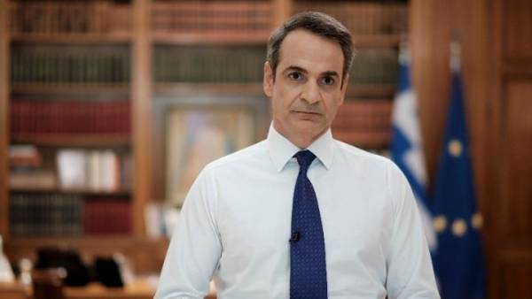 Μητσοτάκης: Οι Ένοπλες Δυνάμεις εγγυητής της ανεξαρτησίας και κυριαρχίας του τόπου, αλλά και πυλώνας ειρήνης και σταθερότητας