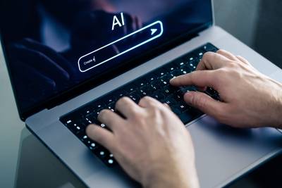 Οι «εξομολογήσεις» μας στα chatbots δεν είναι τόσο ιδιωτικές όσο νομίζουμε