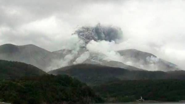 Εκρηξη ηφαιστείου στην Ιαπωνία (Βίντεο)
