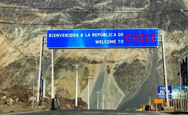Χιλή: Στέλνει στρατό στα σύνορα με Περού και Βολιβία για να σταματήσει τις μεταναστευτικές εισροές
