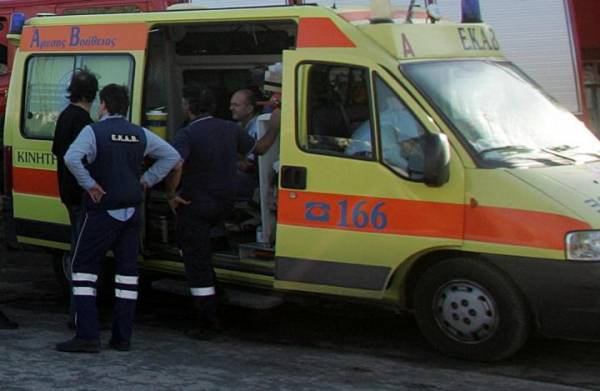 Τραυματισμός 22χρονου σε τροχαίο στην Αθηνών