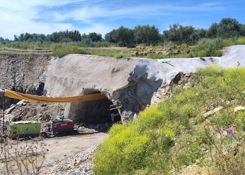 1,64 εκ. ευρώ αποζημίωση στον εργολάβο για καθυστέρηση πληρωμών -«Χρυσή» θα πληρώσουν οι πολίτες την παράκαμψη του Πεταλιδίου