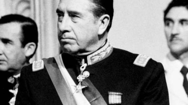 Χιλή: Μια διχασμένη χώρα &#039;θυμάται&#039; τα 50 χρόνια από το αιματηρό πραξικόπημα του Πινοτσέτ