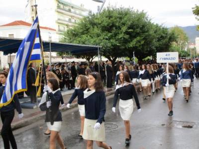 Χωρίς προβλήματα η παρέλαση της 28ης Οκτωβρίου στην Καλαμάτα (βίντεο-φωτογραφίες)