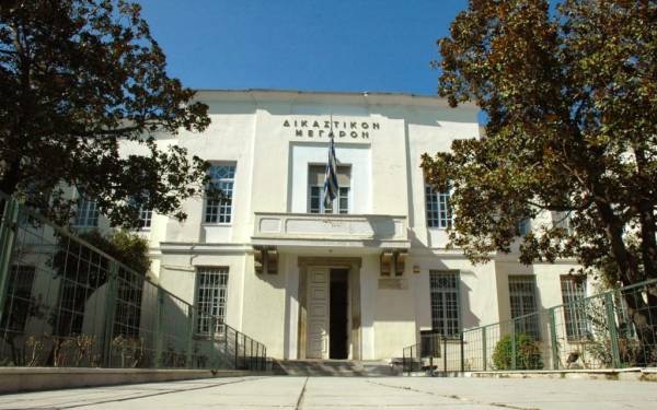 Bόλος: Στο νοσοκομείο ηλικιωμένη – θύμα ξυλοδαρμού από το γιο της