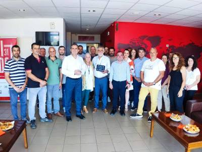 Δήμος Καλαμάτας: Πλακέτα στο Δημ. Γεωργακίλα που συνταξιοδοτήθηκε