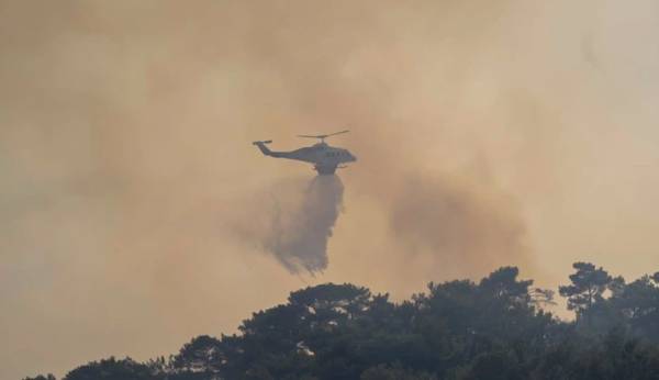 Πολύ υψηλός κίνδυνος πυρκαγιάς σε έξι περιφέρειες της χώρας σήμερα Κυριακή