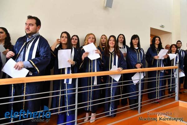 Ορκίστηκαν 26 απόφοιτοι του Τμήματος Φιλολογίας του Πανεπιστημίου Πελοποννήσου (φωτογραφίες)