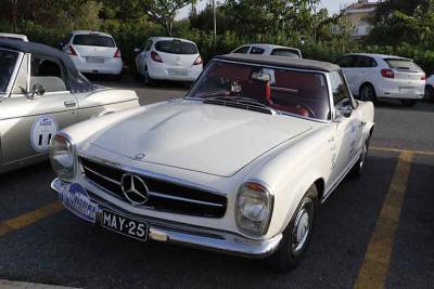 Καλαμάτα: Αυτοκίνητα αντίκες στο “Ακτή Ταΰγετος” (φωτογραφίες)