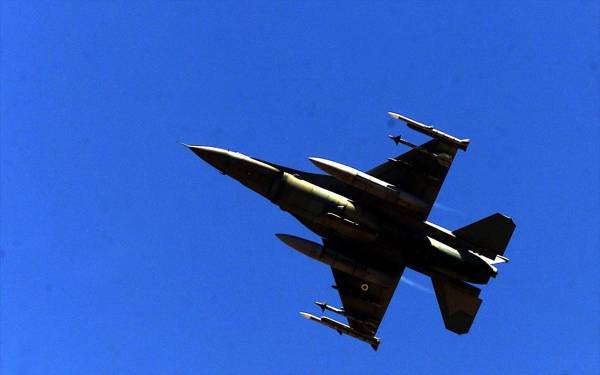 Νέες προκλήσεις των Τούρκων στο Αιγαίο: Υπερπτήσεις F-16 πάνω από Παναγιά, Οινούσσες και Φαρμακονήσι