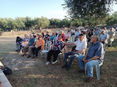 Μεσσηνία: Εκδήλωση διαμαρτυρίας για τα σκουπίδια στην Καλλιρρόη