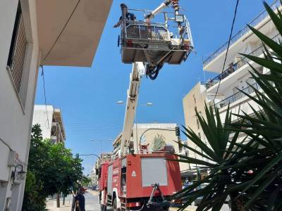 Καλαμάτα: Μεταφορά ασθενούς στο Νοσοκομείο με τη συνδρομή Πυροσβεστικής