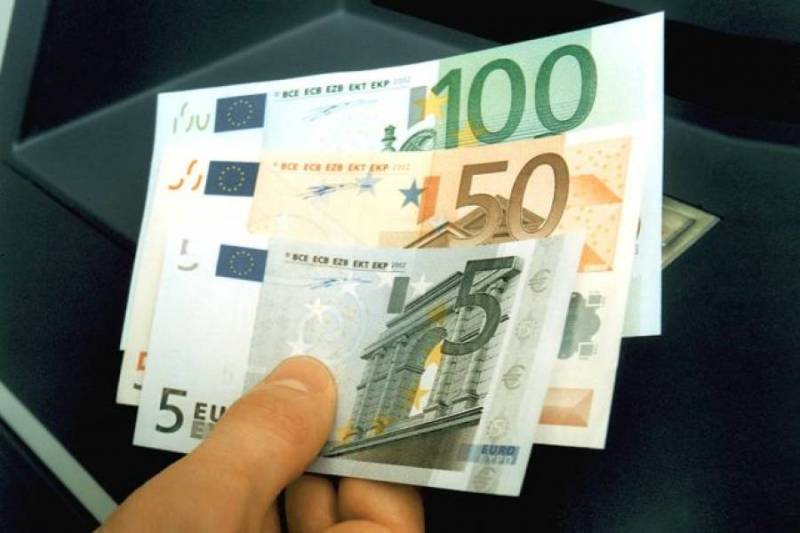 72χρονος από το Βαρθολομιό Ηλείας παρίστανε τον υπάλληλο της  ΔΕΔΔΗΕ - Πήρε 500 ευρώ από 36χρονο Καλαματιανό