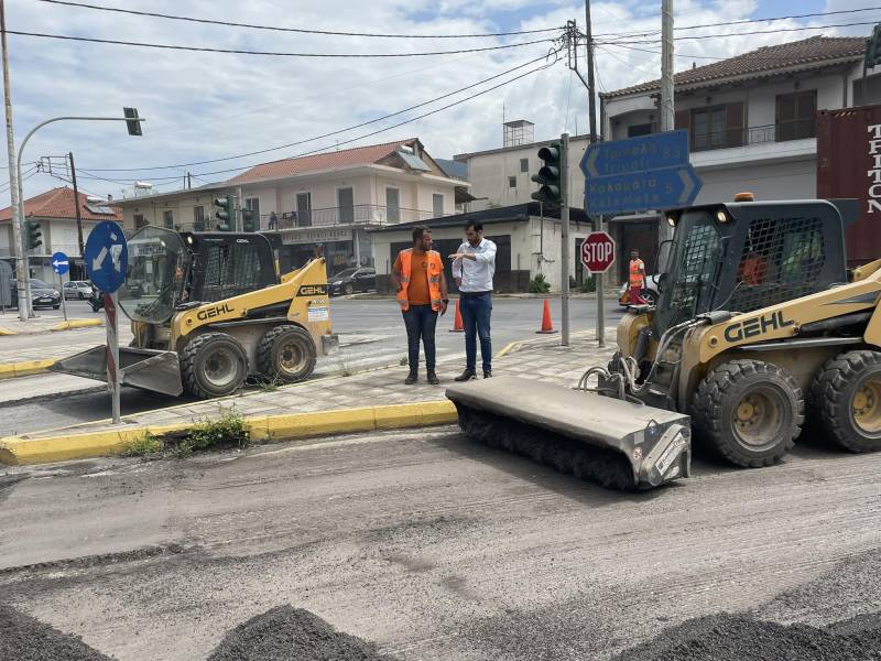 Εργο ασφαλτόστρωσης στο Ασπρόχωμα