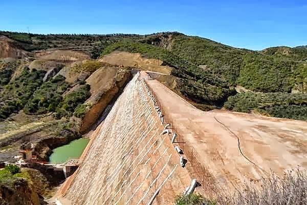 Πετράκος: Ημιτελές κινδυνεύει να μείνει το Φιλιατρινό