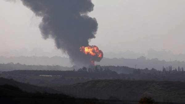 Γάζα: Συνεχίζονται οι βομβαρδισμοί και η &quot;έξοδος&quot; των Παλαιστίνιων αμάχων προς τον νότο
