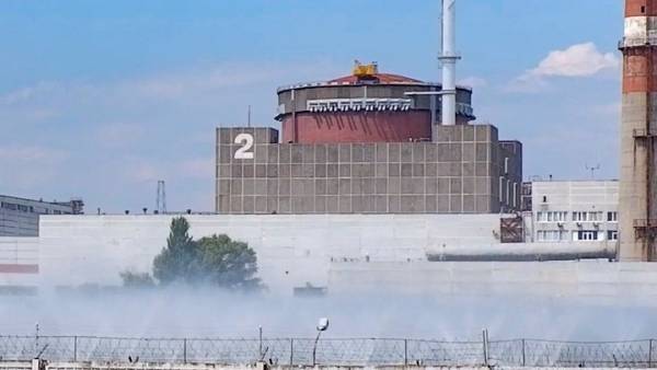 «Καμπανάκι» από ΔΟΑΕ μετά τα νέα πλήγματα κοντά στον πυρηνικό σταθμό της Ζαπορίζια
