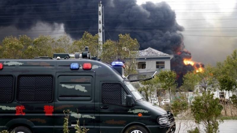 Γαλλία: Μεγάλη πυρκαγιά σε χημικό εργοστάσιο στη Ρουέν