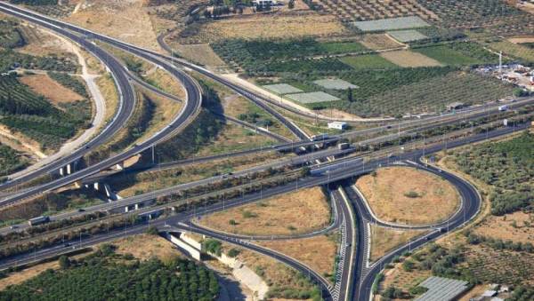 Σε πλήρη λειτουργία ο αυτοκινητόδρομος Κόρινθος- Τρίπολη- Καλαμάτα στα μέσα Δεκεμβρίου