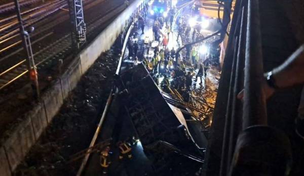 Ιταλία: «Το κιγκλίδωμα της οδογέφυρας ήταν πολύ χαμηλό», γράφει ο ιταλικός Τύπος για το πολύνεκρο δυστύχημα στο Μέστρε