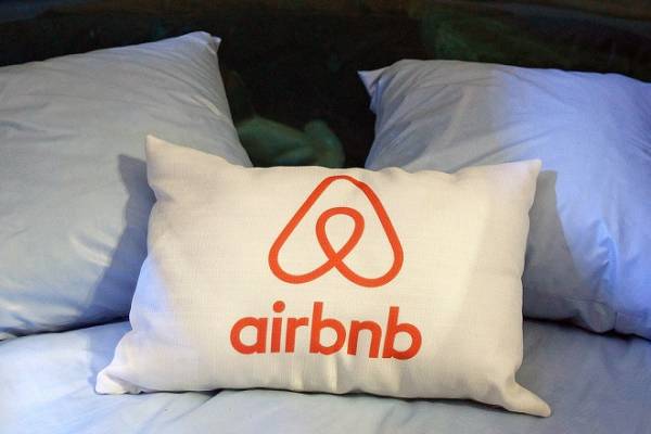 10 χρόνια από την ίδρυση της Airbnb