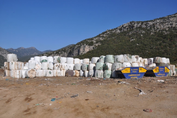 300.000 ευρώ για τη μεταφορά σκουπιδιών θα πληρώσει ο Δήμος Καλαμάτας για Απρίλιο και Μάιο