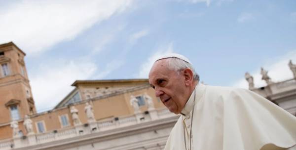 Πάπας Φραγκίσκος: Δεύτερη φορά νοσοκόμοι μού σώζουν τη ζωή