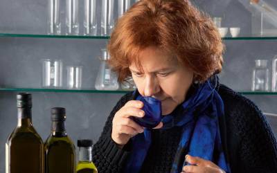 &quot;Kalamata Olive Oil Awards”: Ολοκληρώνεται σήμερα ο διαγωνισμός ποιότητας παρθένου ελαιόλαδου