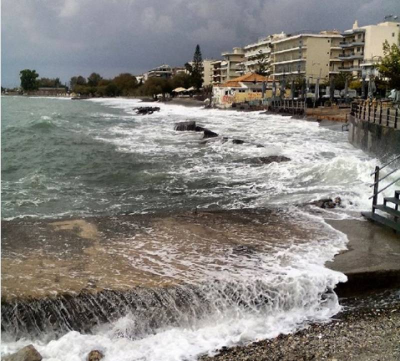 Σε επιφυλακή σήμερα για τα έντονα καιρικά φαινόμενα