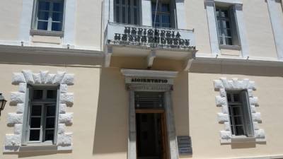 Σύσκεψη στην Περιφέρεια Πελοποννήσου για ενίσχυση δράσεων κατά Covid-19