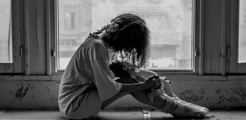 Κορονοϊός - Νέα μελέτη: Η πανδημία αύξησε τις απόπειρες αυτοκτονίας στους εφήβους