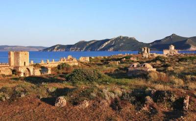 Μια προσφορά για στερέωση Κάστρου Μεθώνης