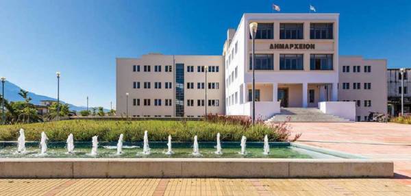 Δήμος Καλαμάτας: Μνημόνιο συνεργασίας με το Πανεπιστήμιο Πελοποννήσου