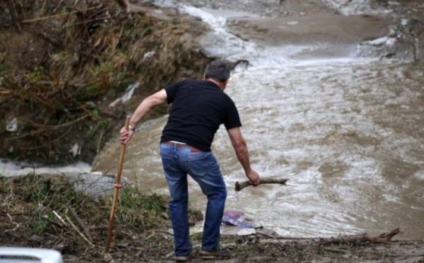 Οι πλημμύρες σάρωσαν την Βόρεια Εύβοια (Βίντεο)