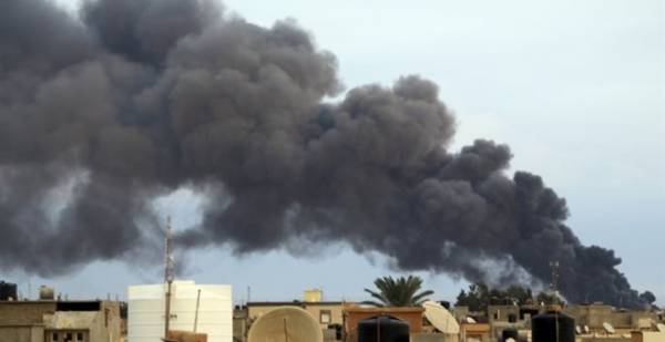 Λιβύη: «Eχθρική» στάση των Ηνωμένων Αραβικών Εμιράτων