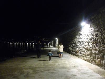 Ξεκίνησαν τις βραδινές βόλτες στο "χιλιόμετρο" οι Καλαματιανοί (βίντεο-φωτογραφίες)