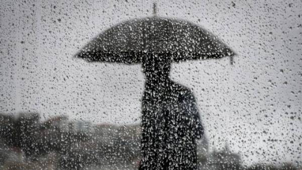 Ισχυρές βροχές και καταιγίδες από σήμερα το μεσημέρι