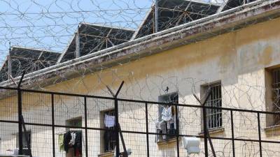 Ερευνα ΕΛΑΣ στις φυλακές Ιωαννίνων: Κρατούνται ο υποδιευθυντής και υπάλληλοι