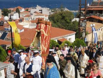 Η Πύλος γιορτάζει την Πολιούχο της (φωτογραφίες)