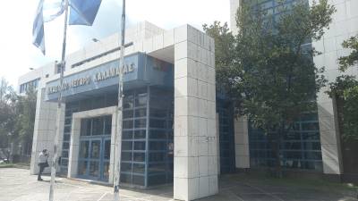 Διπλό φονικό Φοινικούντας: Ελεύθεροι οι δύο κατηγορούμενοι για υπόθαλψη εγκληματία (βίντεο)