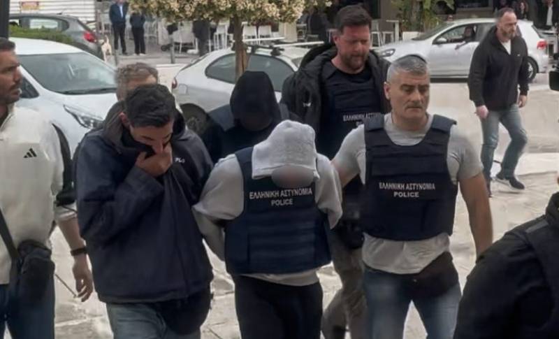 Οργή και θλίψη στην Κεφαλονιά για τον θάνατο της Μυρτώς: Στο μικροσκόπιο ψηφιακά ίχνη, καταθέσεις και ο ρόλος του 66χρονου που της έστειλε χρήματα (βίντεο)