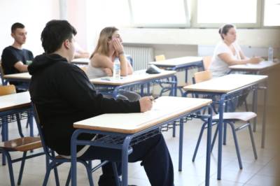 Πανελλήνιες εξετάσεις: Ο αριθμός των εισακτέων για φέτος
