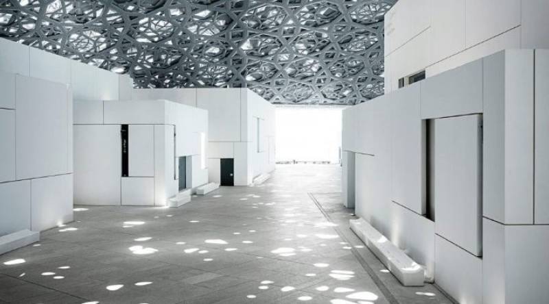 «Ιστορίες σε Χαρτί»: Έκθεση στο Louvre Abu Dhabi