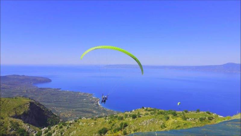 Πανελλήνια Συνάντηση Αλεξιπτώτου Πλαγιάς στη Μάνη