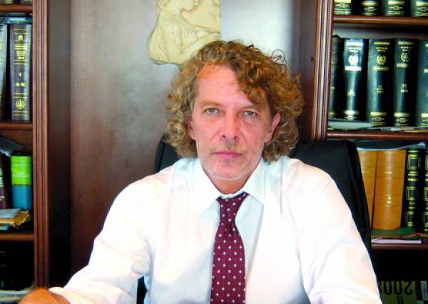 Ανοικτή επιστολή Αντ. Κατσά για την υποψηφιότητα του για το Δικηγορικό Σύλλογο Καλαμάτας: “Ένα βότσαλο στα λιμνάζοντα νερά”